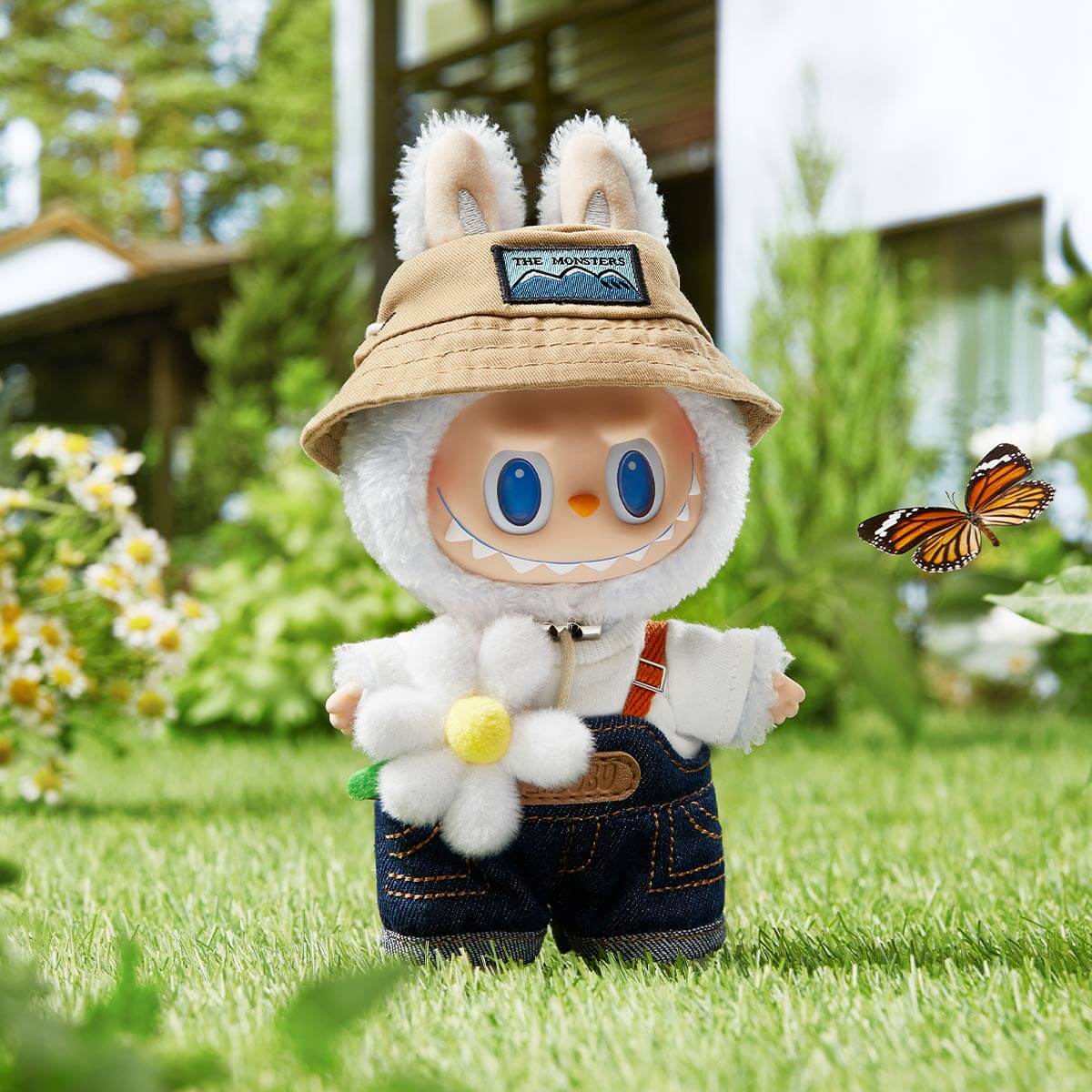 POP MART LABUBU 'FALL IN WILD KEYCHAIN'
