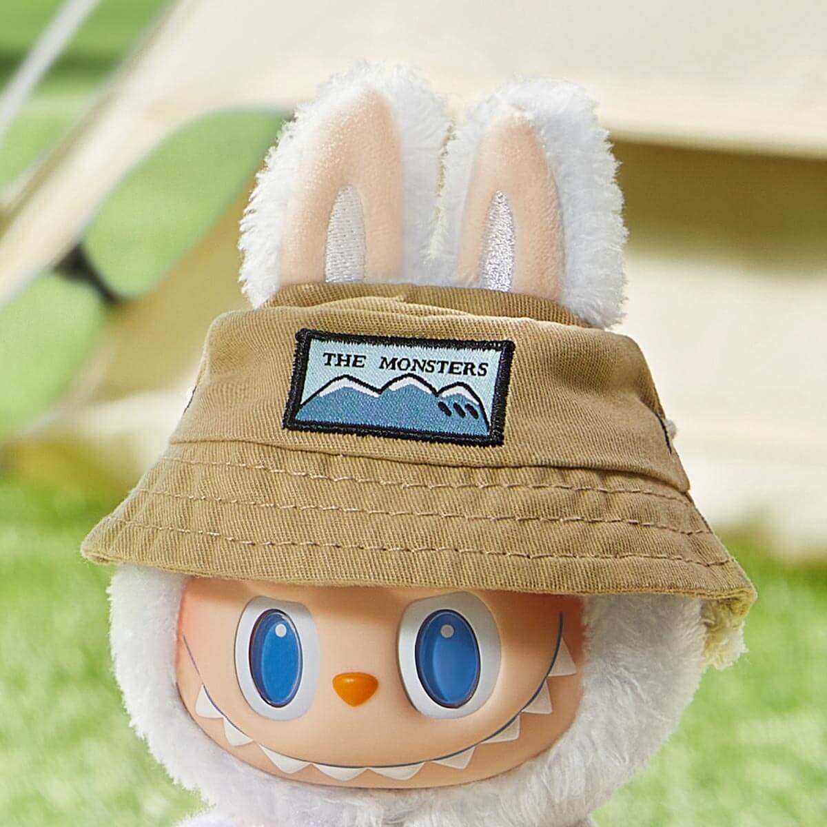 POP MART LABUBU 'FALL IN WILD KEYCHAIN'